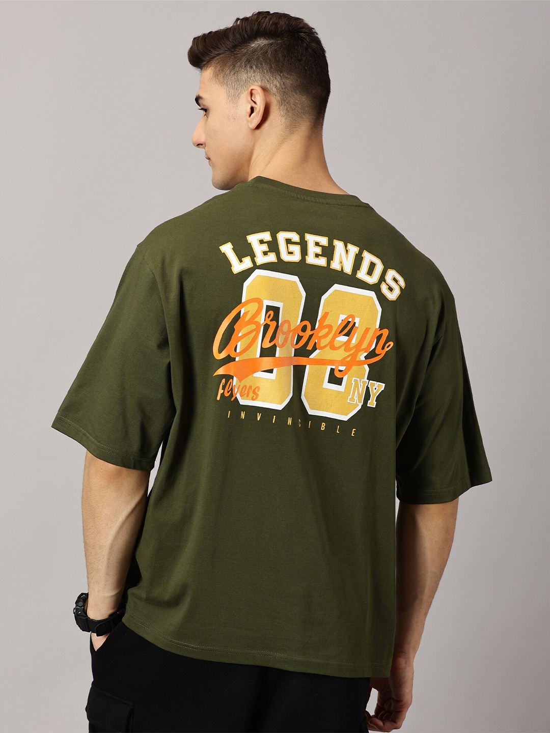 

THE HOLLANDER Typography Printed Drop-Shoulder Sleeves Pure Cotton Oversized T-shirt, Green