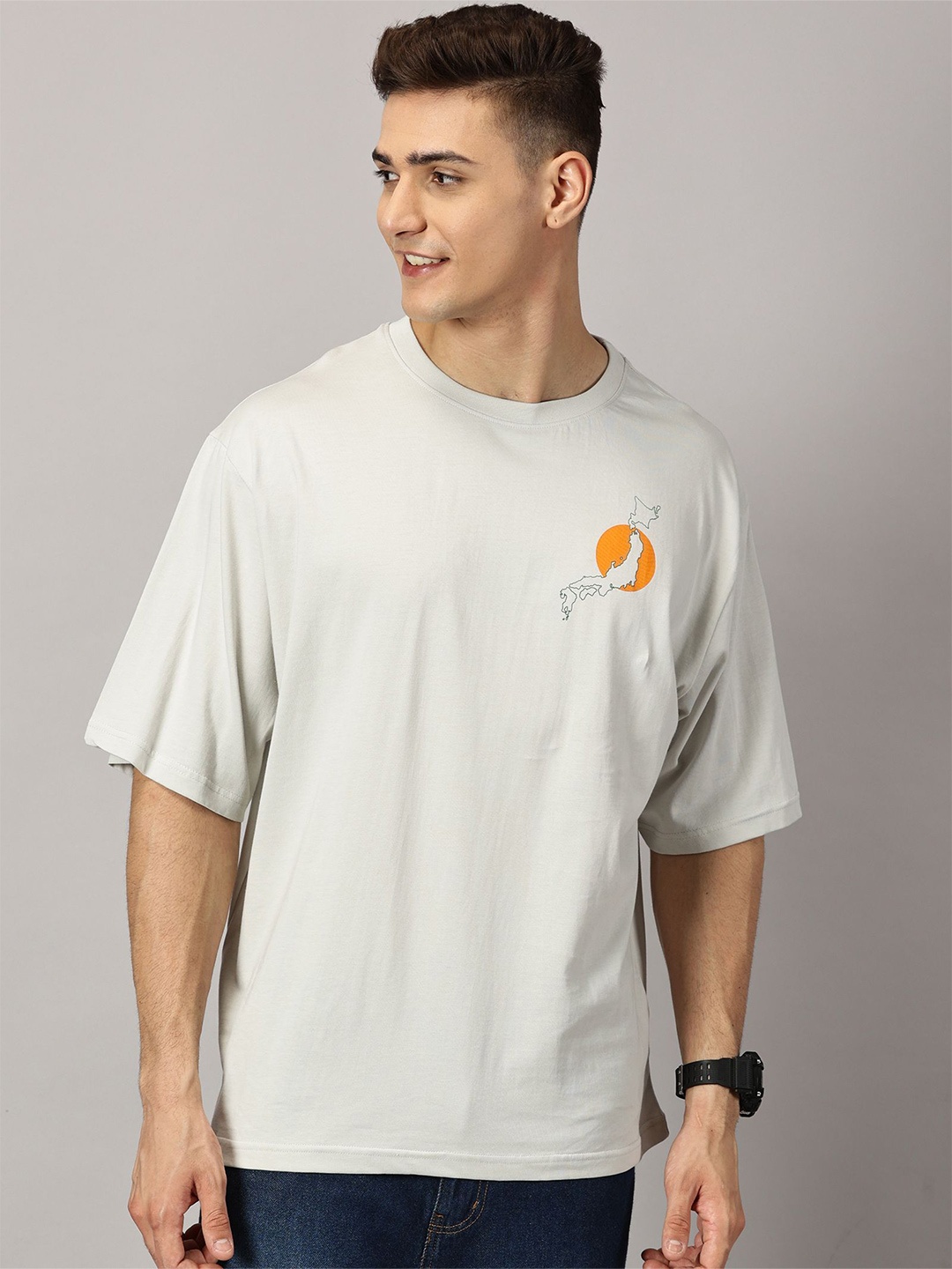 

THE HOLLANDER Men Back Printed Oversized Round Neck T-shirt, Off white