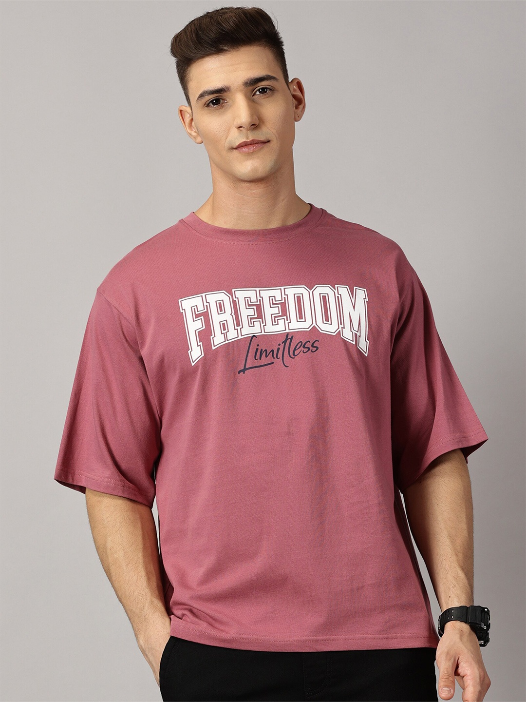 

THE HOLLANDER Typography Printed Drop-Shoulder Sleeves Pure Cotton Oversized T-shirt, Mauve