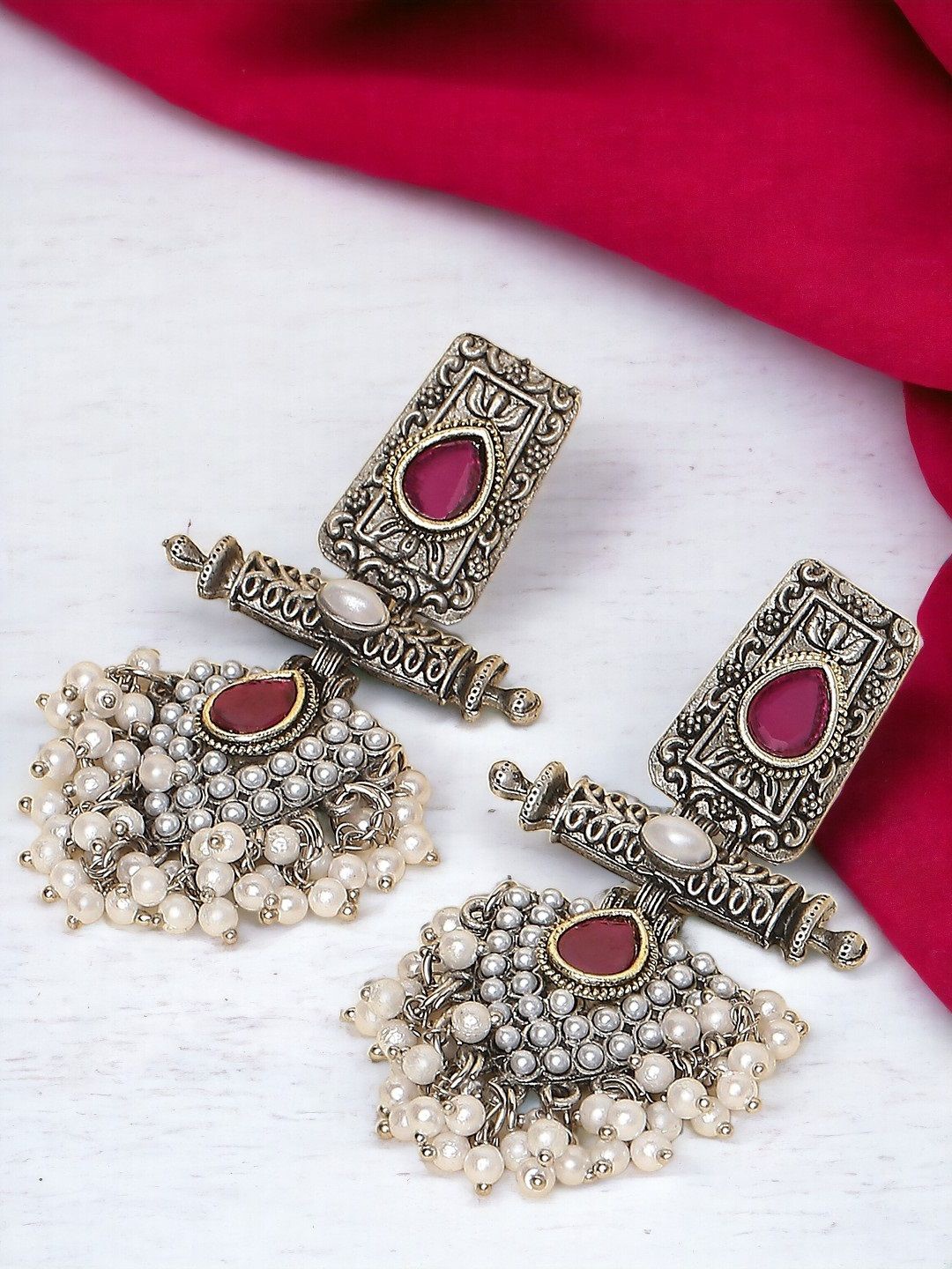 

OOMPH Women Geometric Drop Earrings, Maroon