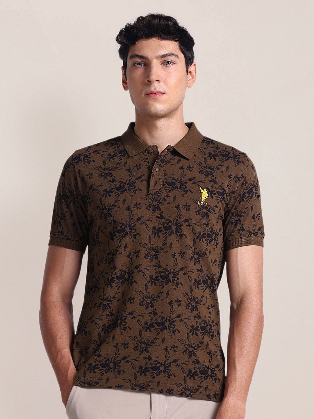 

U.S. Polo Assn. Men Floral Printed Polo Collar Slim Fit T-shirt, Brown