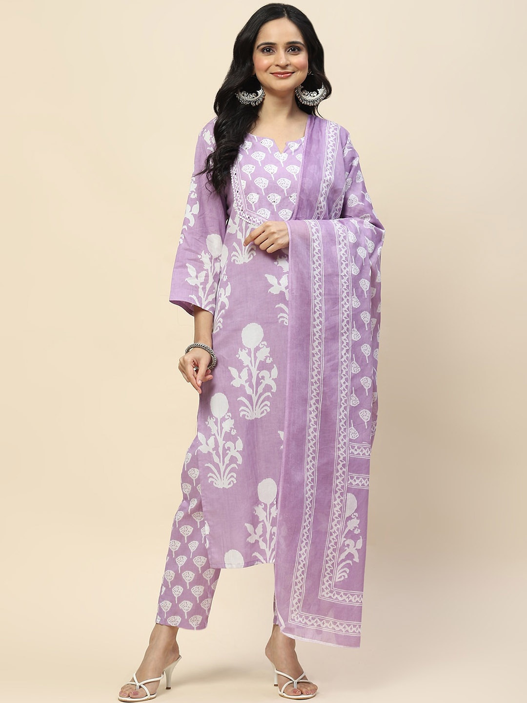 

Meena Bazaar Floral Printed Regular Straight Kurta with Trouser & Dupatta, Purple