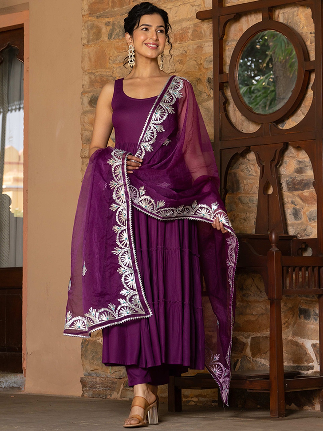 

GAYRAA Round Neck Sleeveless Anarkali Kurta with Trouser & Dupatta, Purple