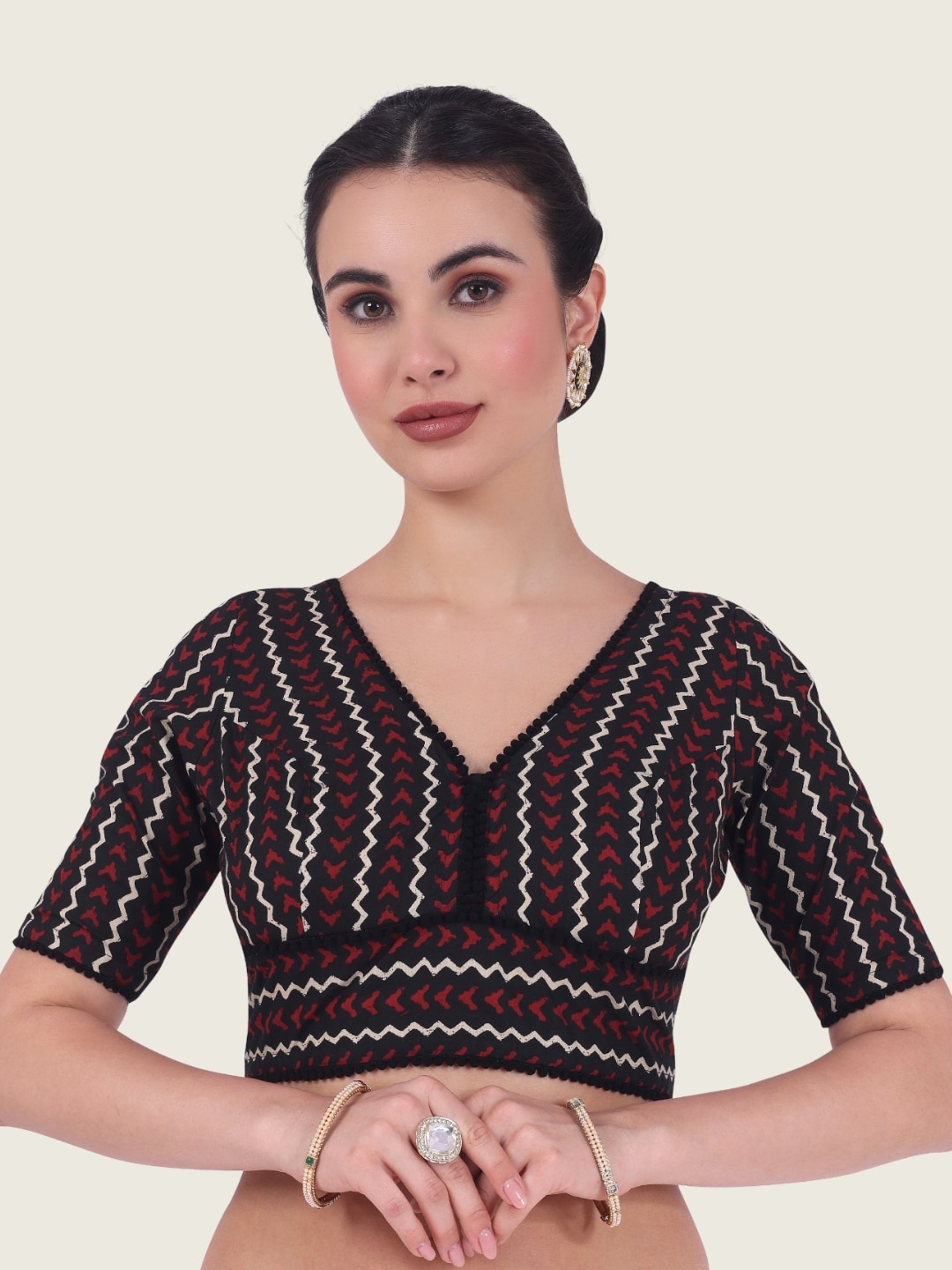 

Studio Shringaar Chevron Print Pure Cotton V-Neck Saree Blouse, Black