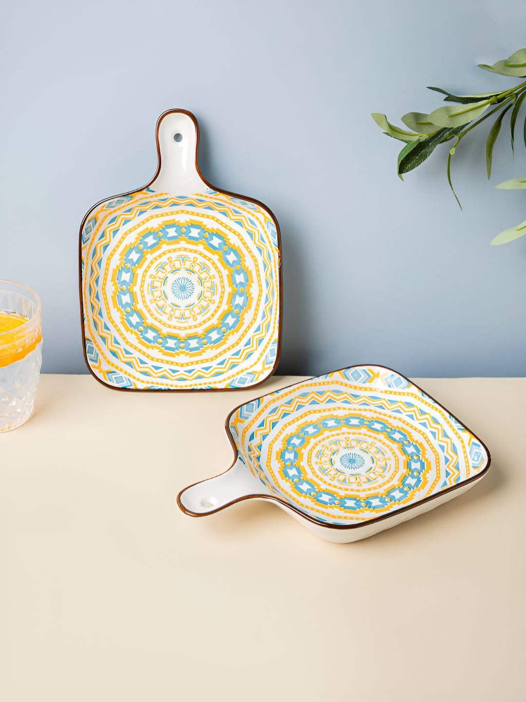 

Nestasia 2-Pcs Yellow Printed Ceramic Plates With handle