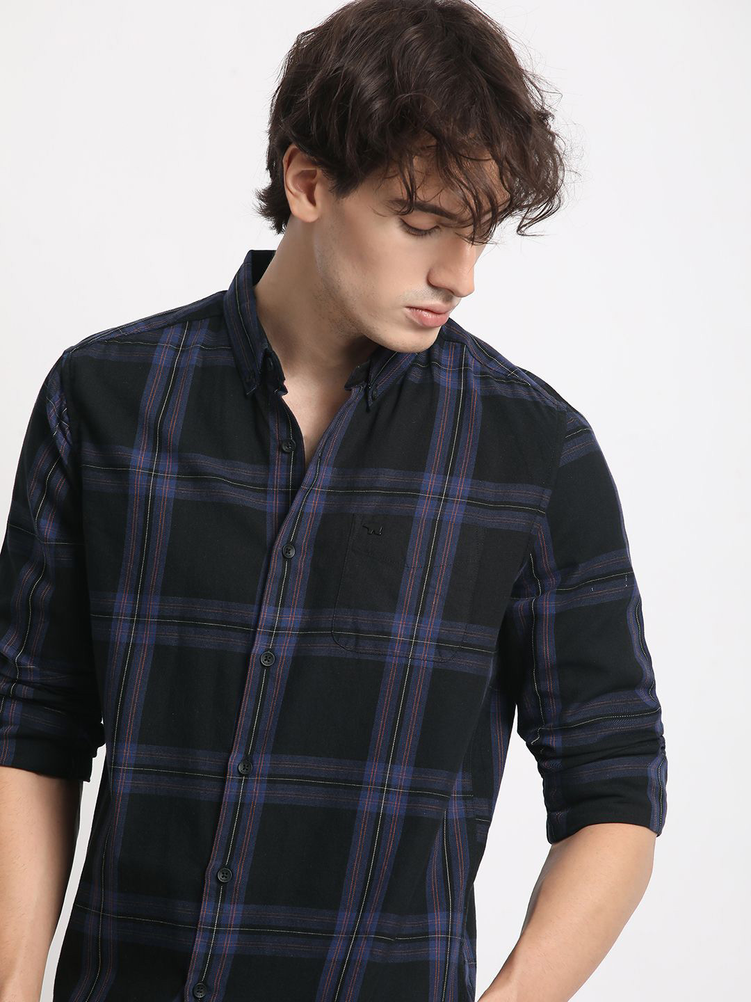 

THE BEAR HOUSE Slim Fit Tartan Checked Button-Down Collar Shirt, Black