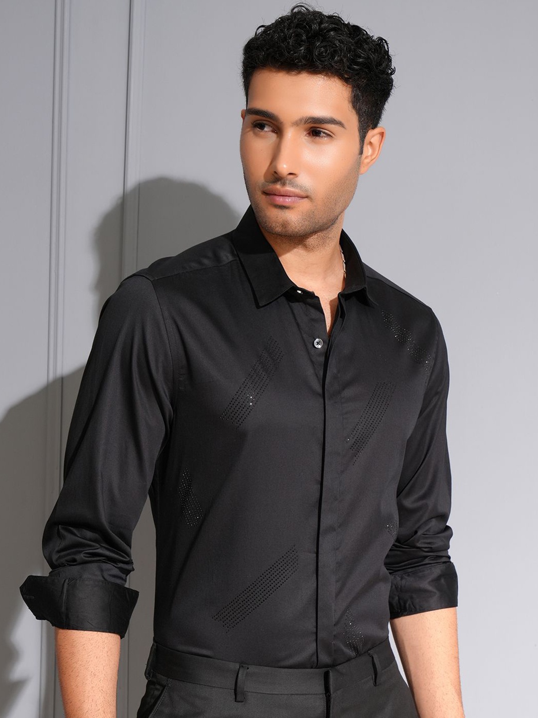 

HIGHLANDER Embellished Satin Evening Party shirt, Black
