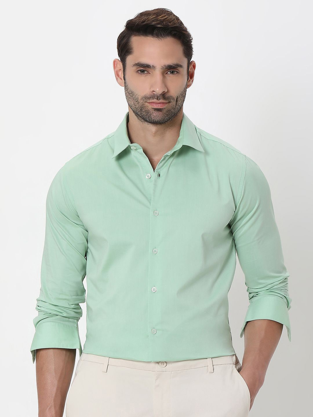 

Mufti Slim Fit Opaque Cotton Casual Shirt, Green