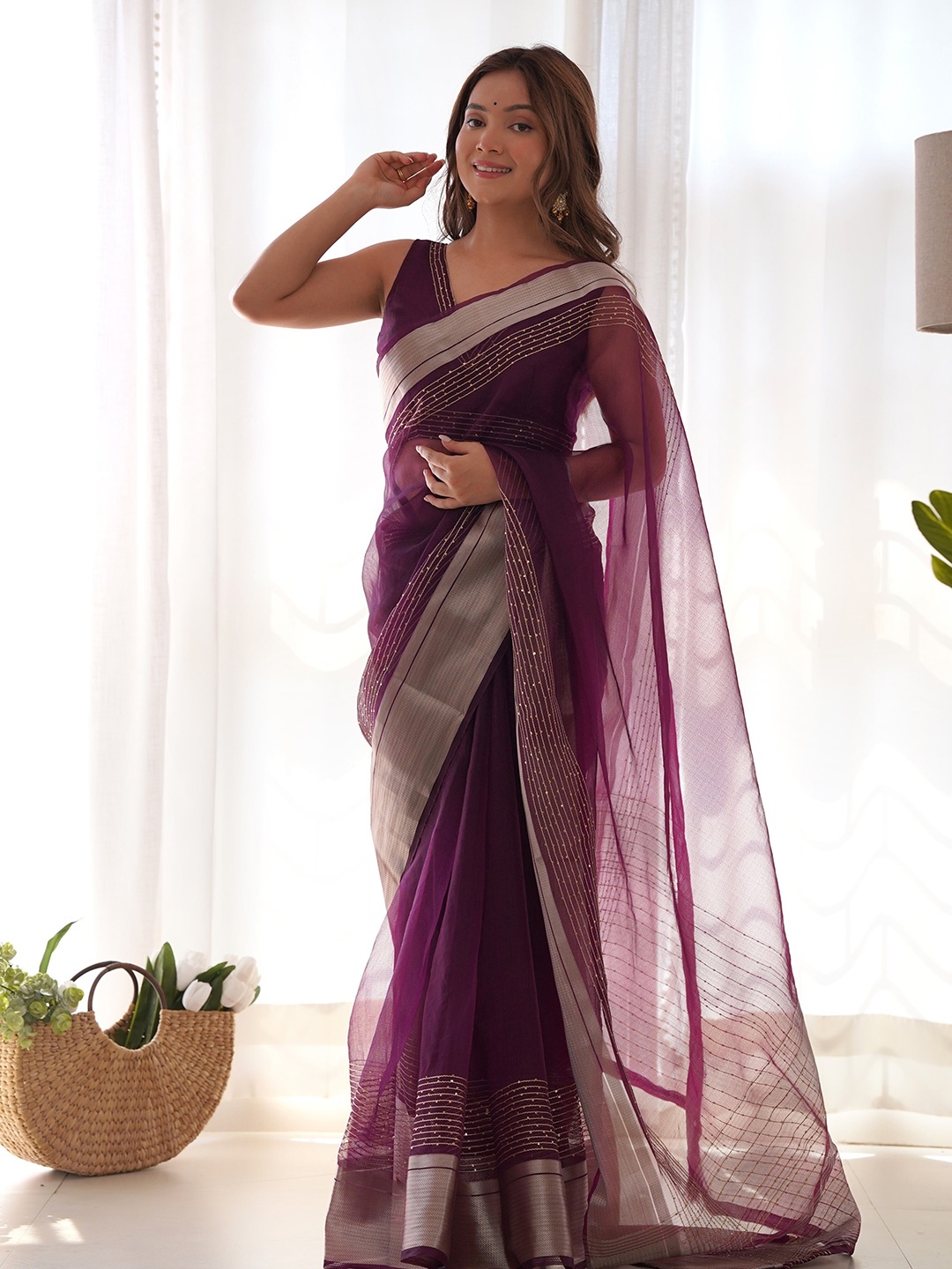 

CANIZZARO Ethnic Motifs Sequinned Organza Saree, Magenta