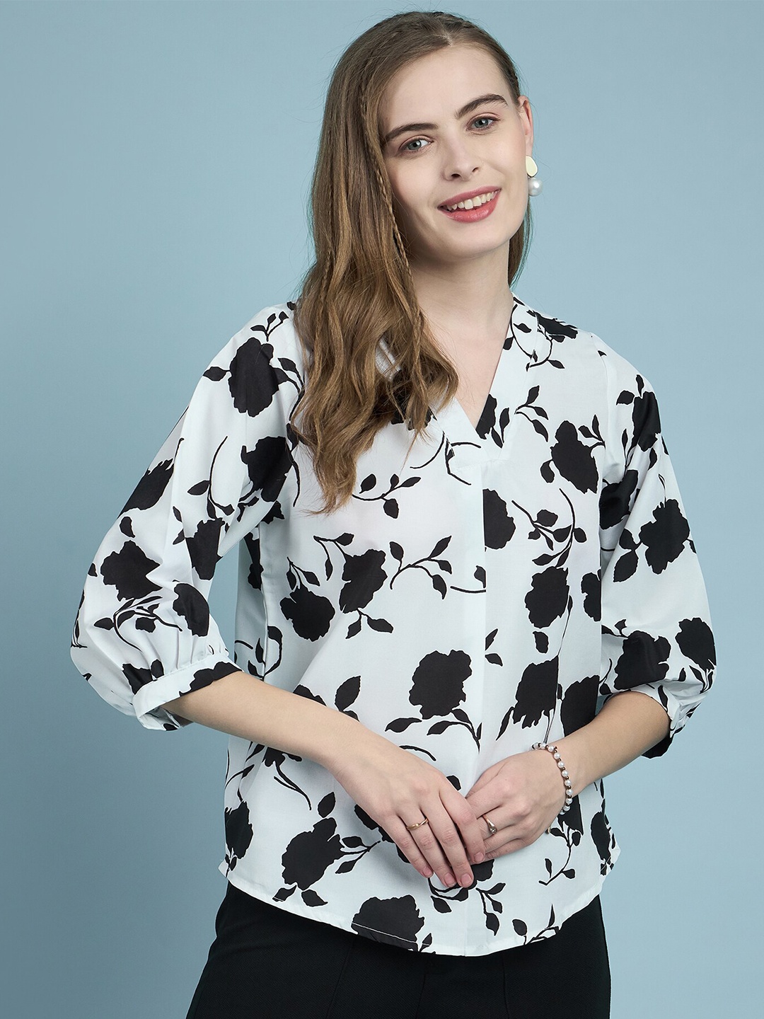 

all about you Floral Printed V-Neck Top, White