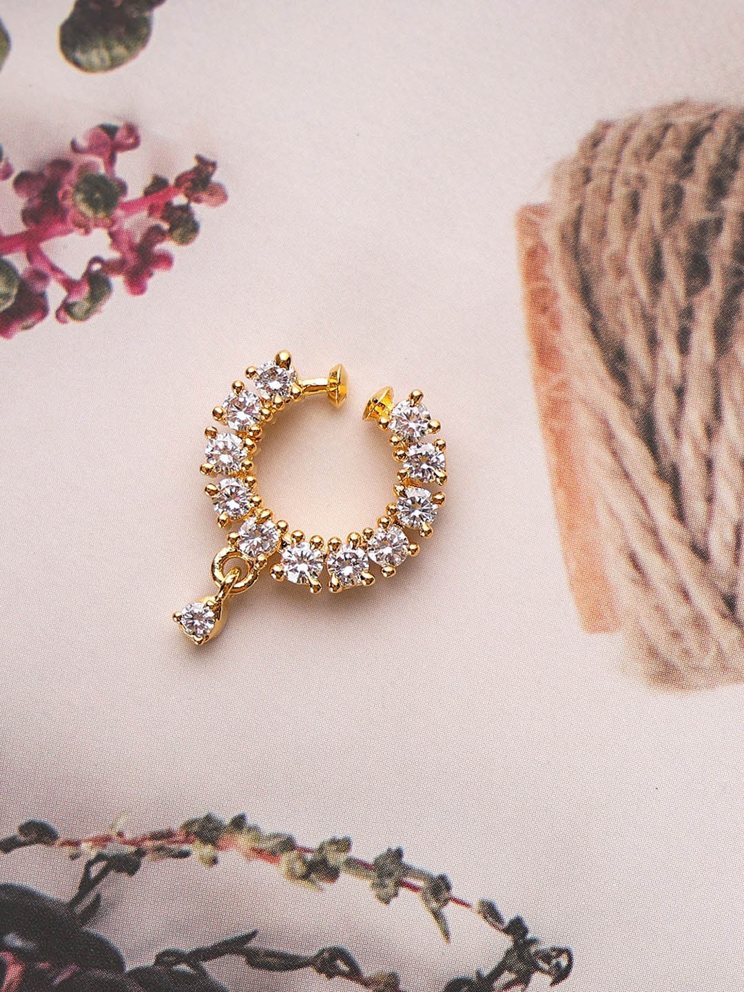 

Mali Fionna Gold-Plated Cubic Zirconia Septum Nosepin
