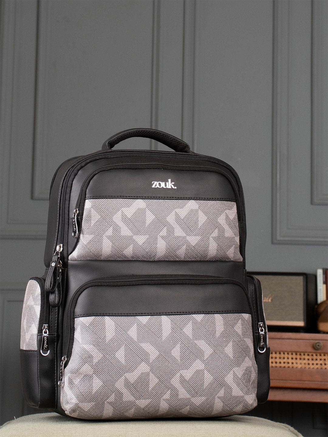 

ZOUK Aravalli Unisex Geometric Printed Backpack with Compression Straps, Grey
