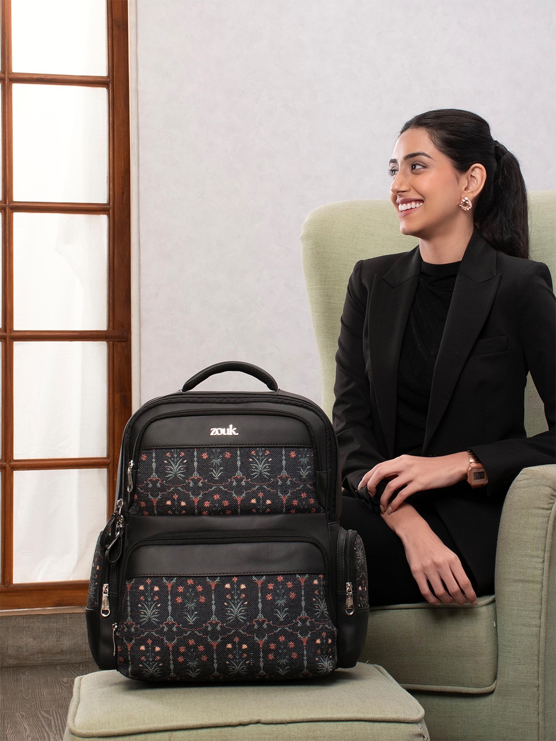 

ZOUK Taj Guldasta Consultant Unisex Graphic Printed Backpack Up to 16 inch, Black
