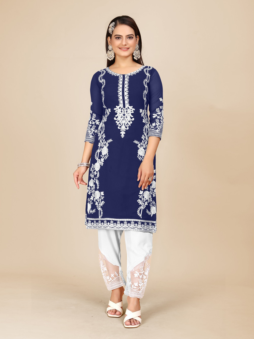

Fashion FRICKS Ethnic Motifs Embroidered Regular Thread Work Kurta with Salwar, Navy blue