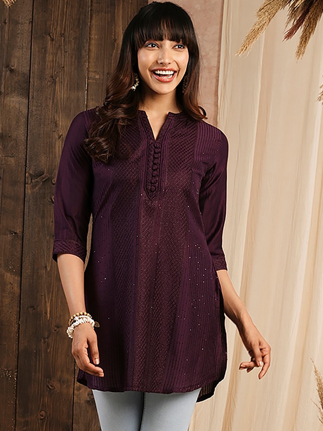 

ODETTE Women Embroidered Thread Work Chanderi Silk Kurta, Violet