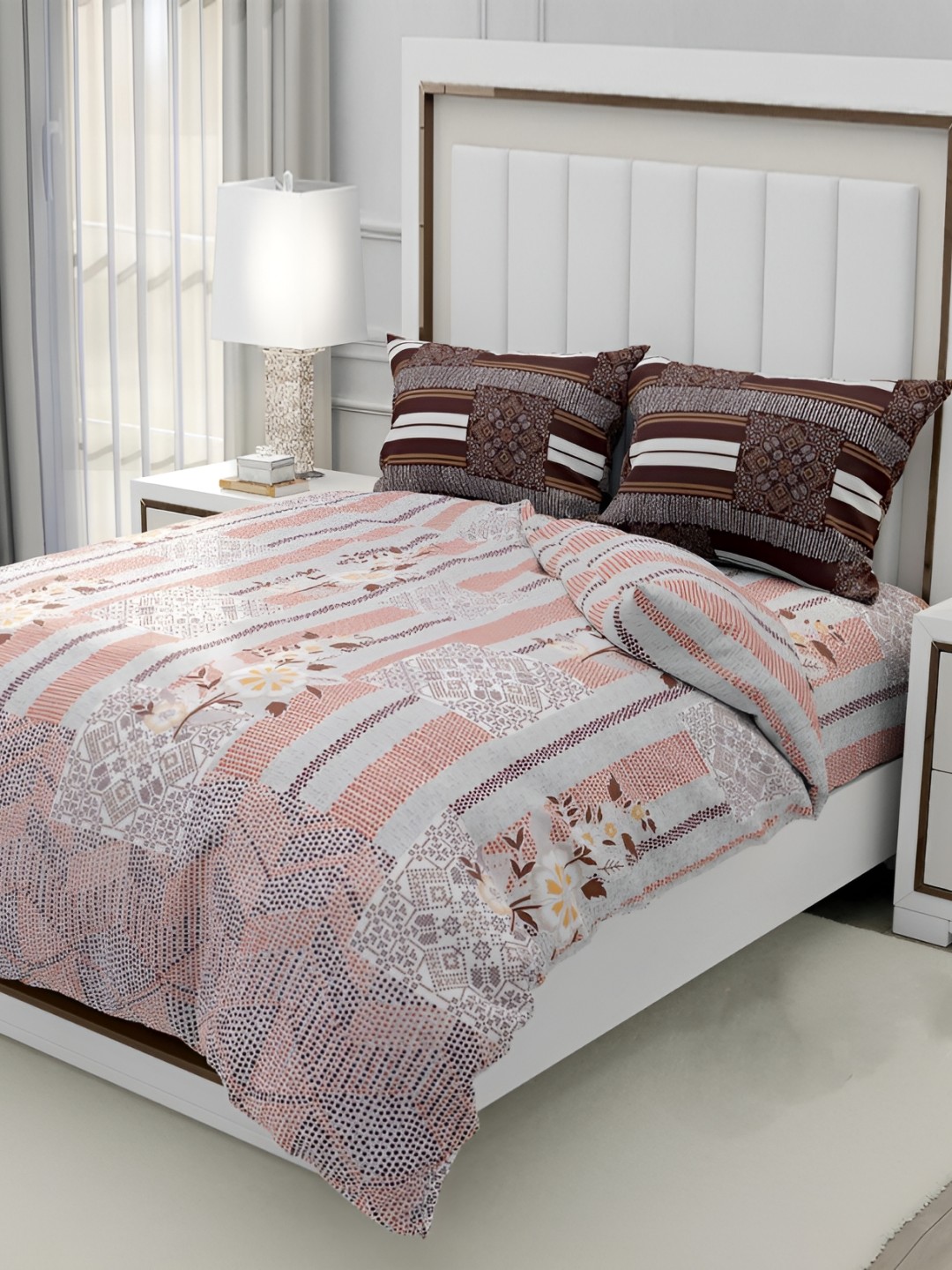 

Signature Grey & Red Floral 160 TC King Bedsheet with 2 Pillow Covers