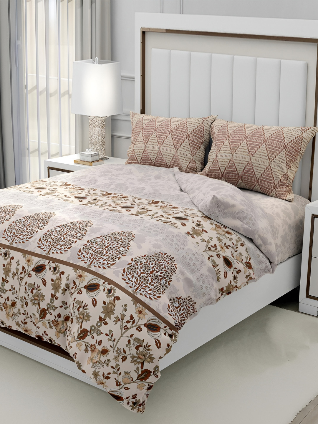 

Signature Grey & Brown Floral 160 TC King Bedsheet with 2 Pillow Covers