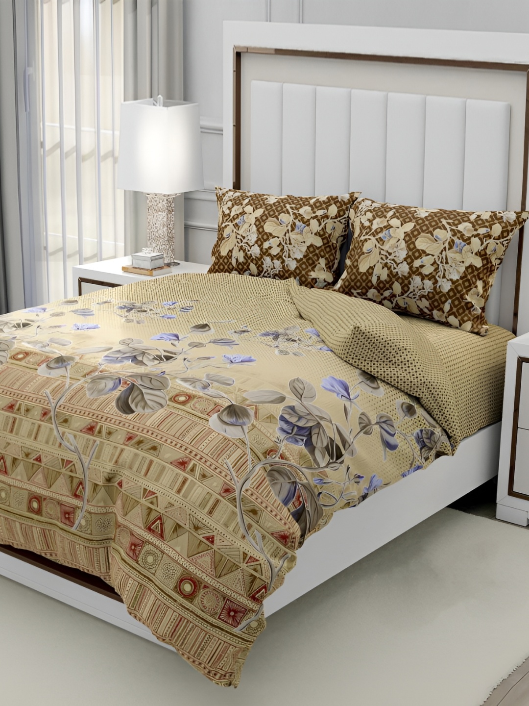 

Signature Yellow & Blue Floral 160 TC King Bedsheet with 2 Pillow Covers