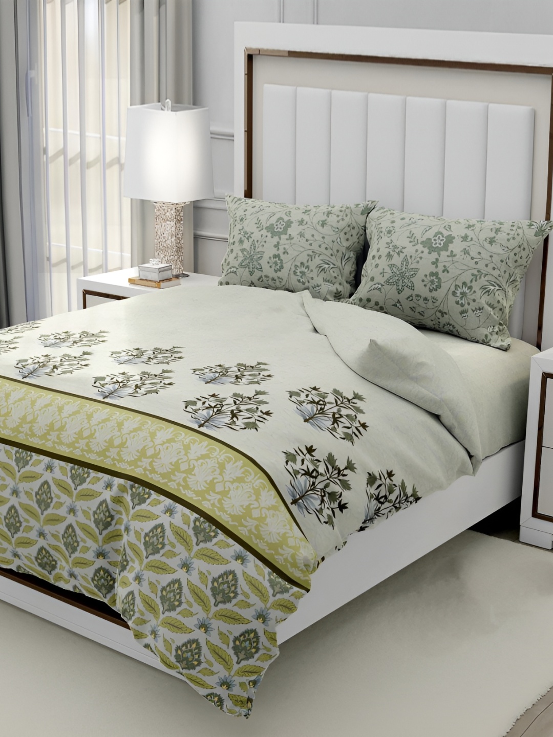 

Signature Beige & Green Floral 160 TC King Bedsheet with 2 Pillow Covers