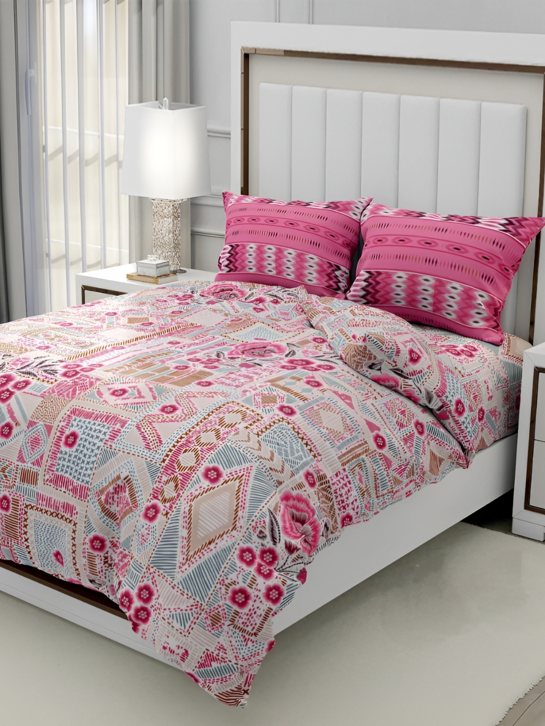 

Signature Pink & Blue Floral 160 TC King Bedsheet with 2 Pillow Covers