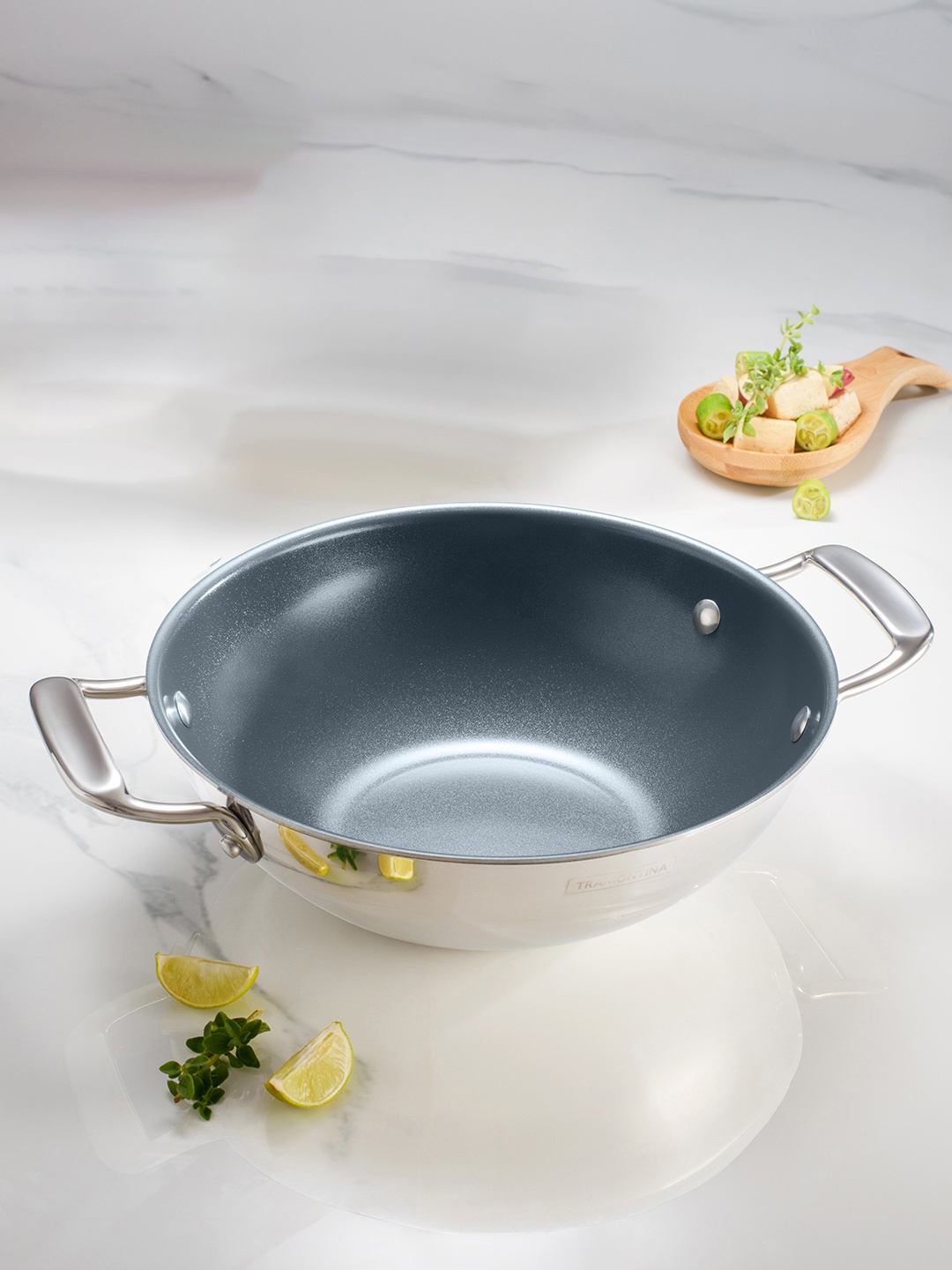 

Tramontina Fusao Non Toxic SS Ceramic Triply Induction Base Kadai with lid 26cm, Silver