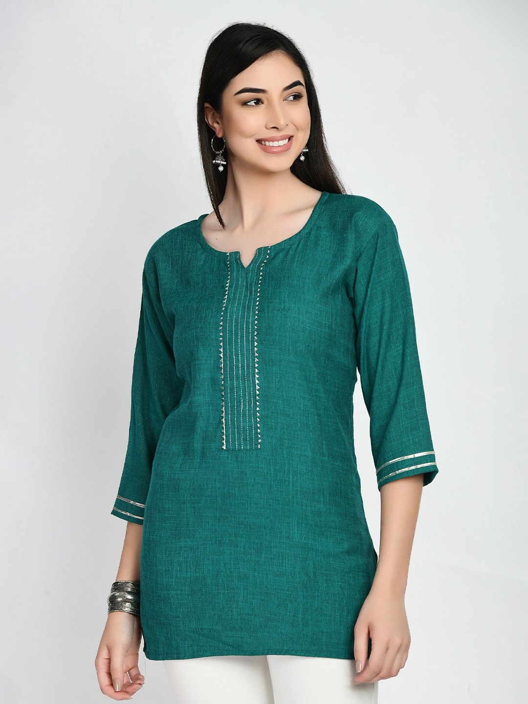 

AnjuShree Choice Solid Embroidered Tunic, Green
