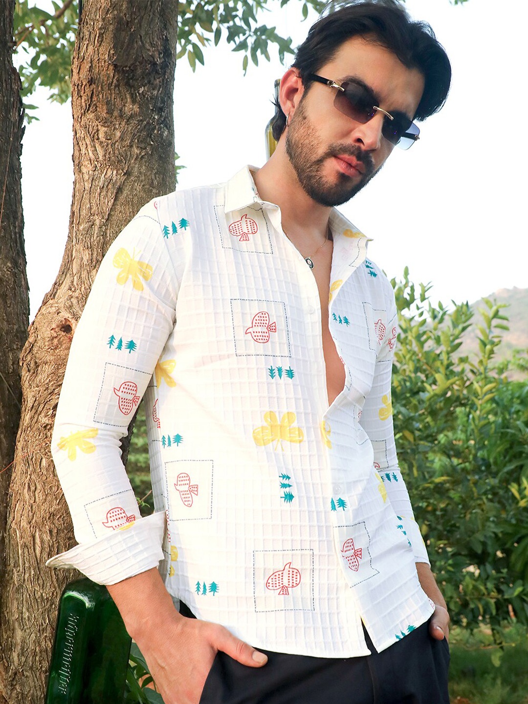 

Campus Sutra Classic Abstract Printed Casual Shirt, White