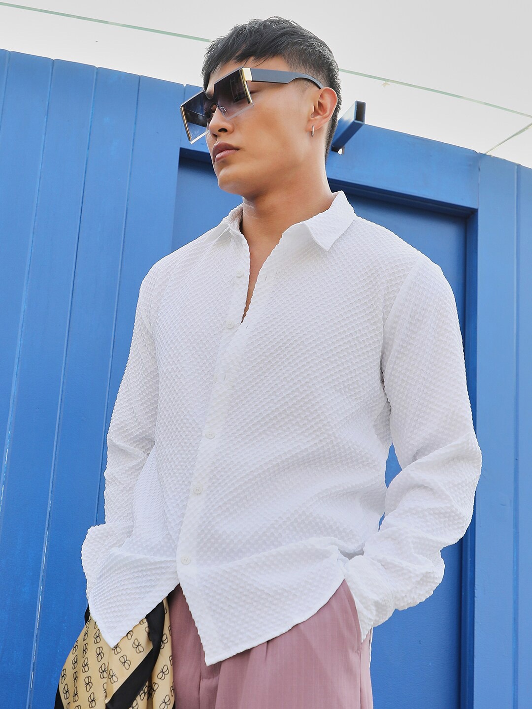 

Campus Sutra Classic Textured Casual Shirt, White