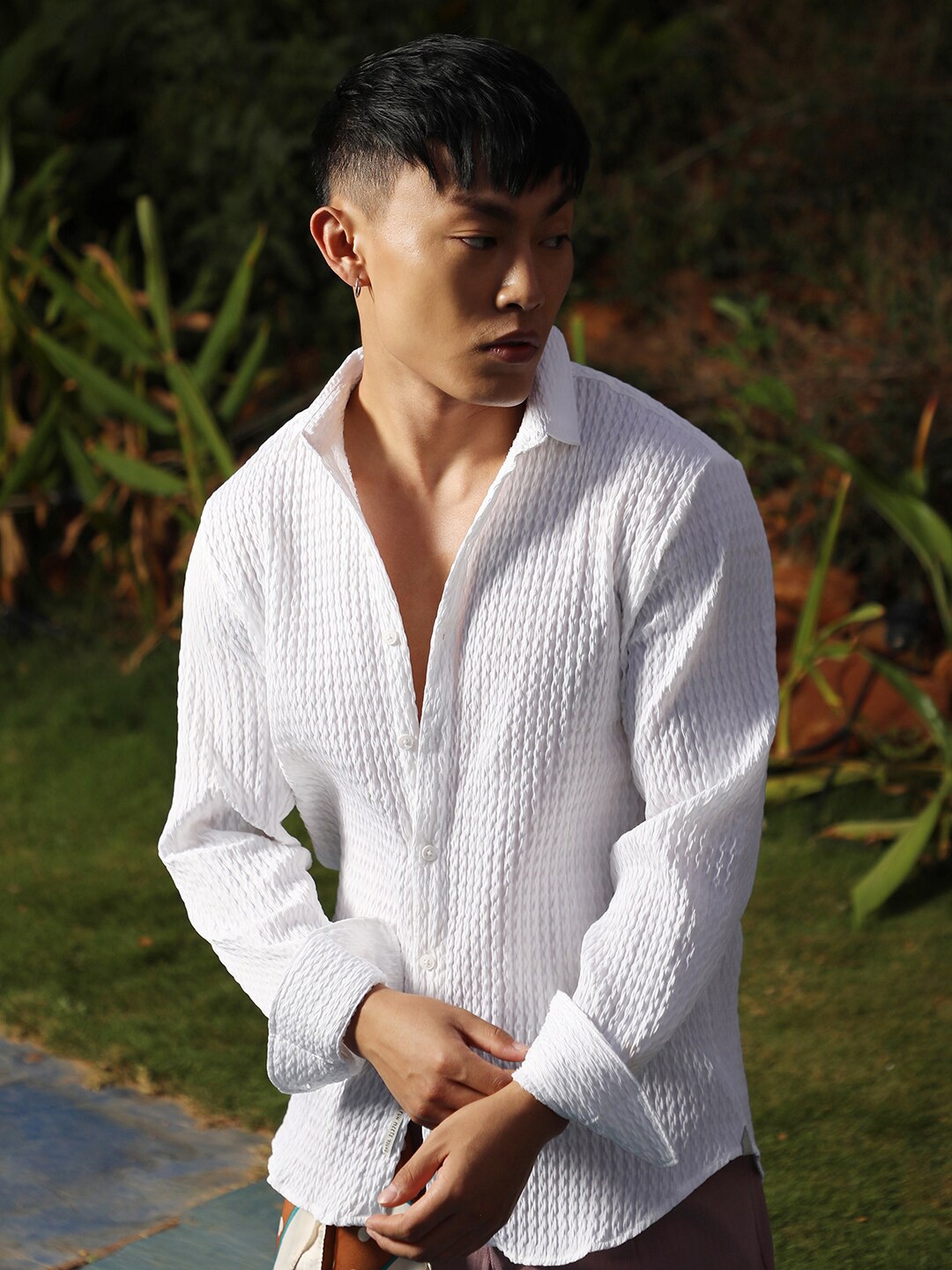 

Campus Sutra Classic Opaque Checked Casual Shirt, White