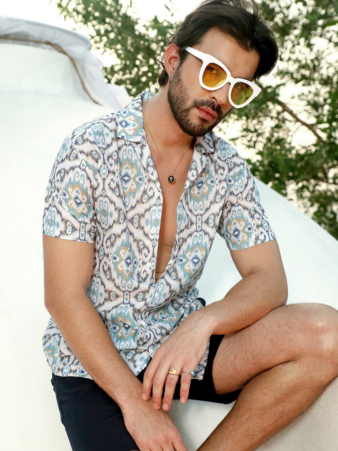 

Campus Sutra Classic Abstract Printed Casual Shirt, Green