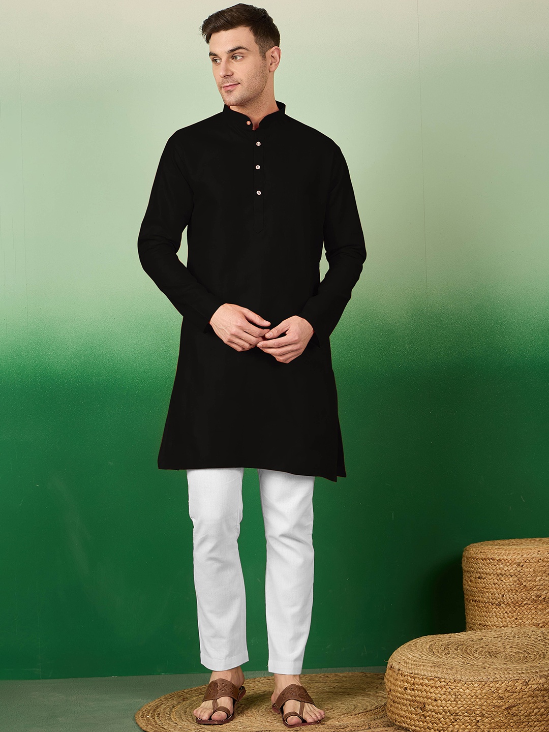 

Sangria Mandarin Collar Long Sleeves Straight Kurta, Black