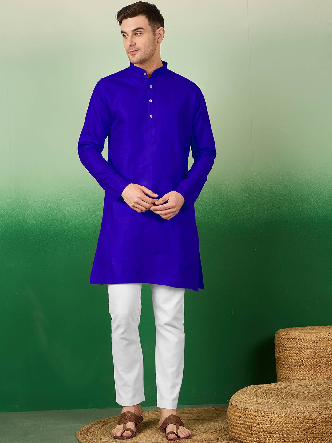 

Sangria Mandarin Collar Long Sleeves Straight Kurta, Blue