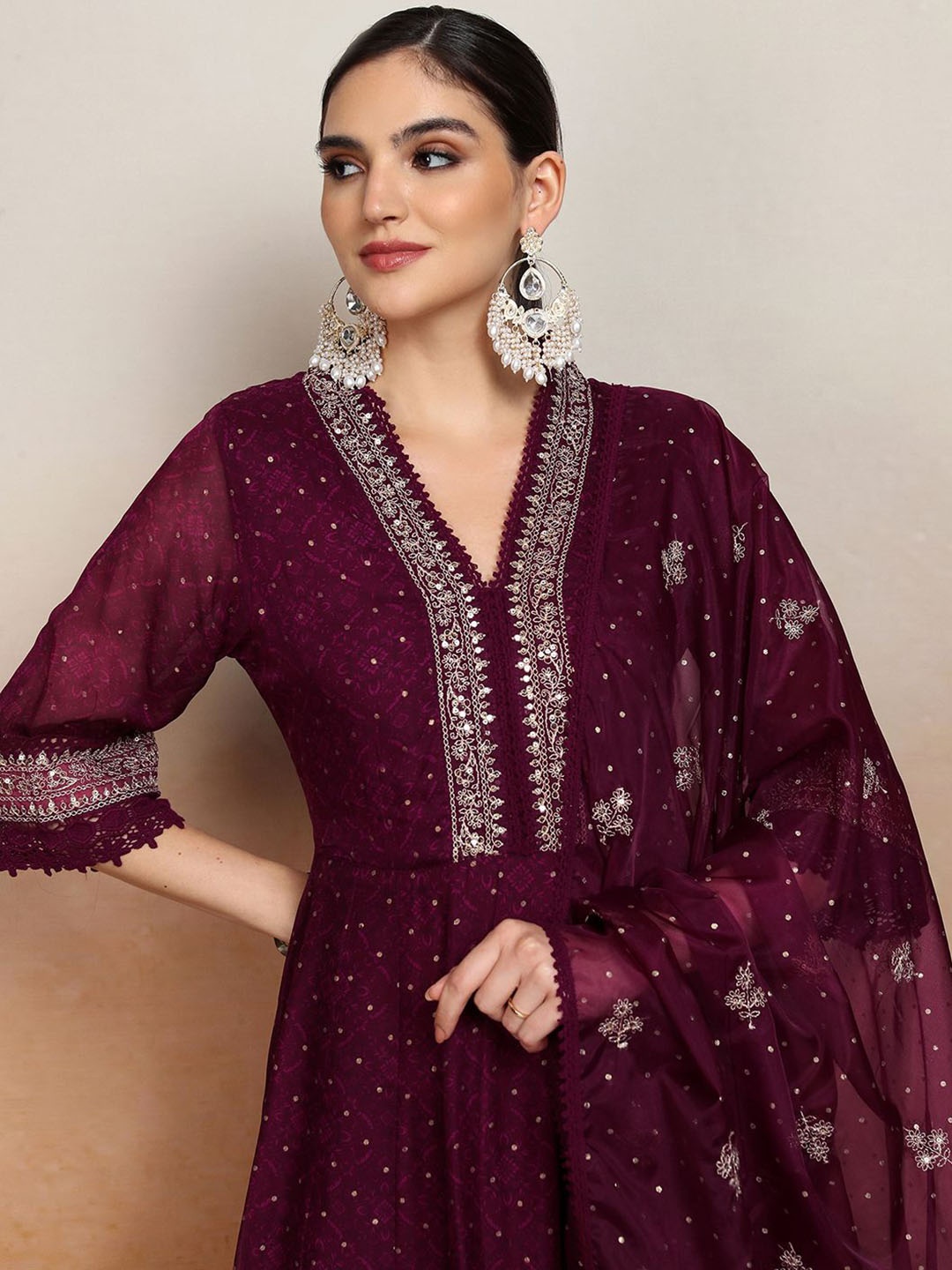 

Vishudh Floral Embroidered Kurta With Trouser & Dupatta, Maroon