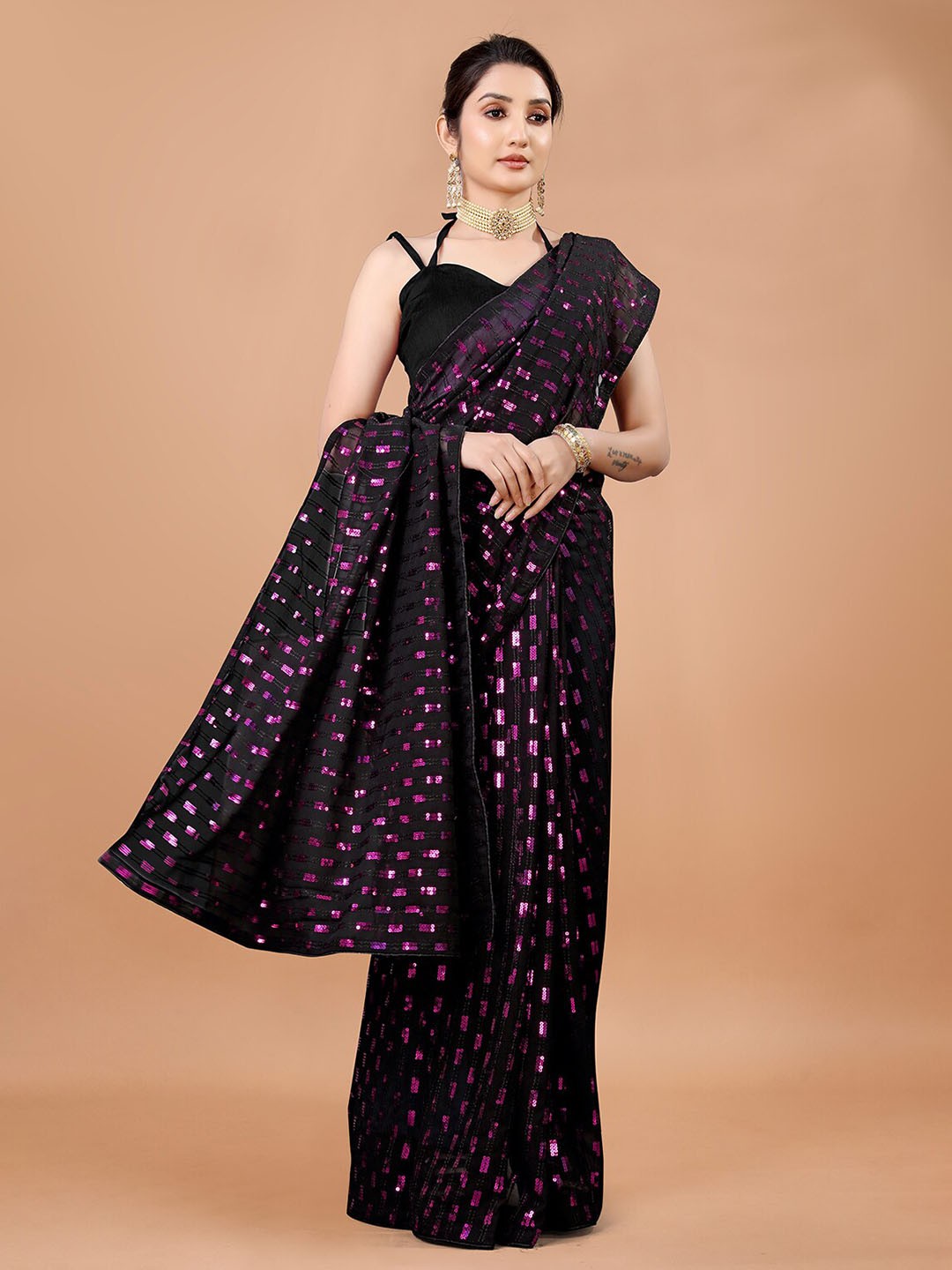 

DIVASTRI Embellished Sequinned Pure Georgette Saree, Black