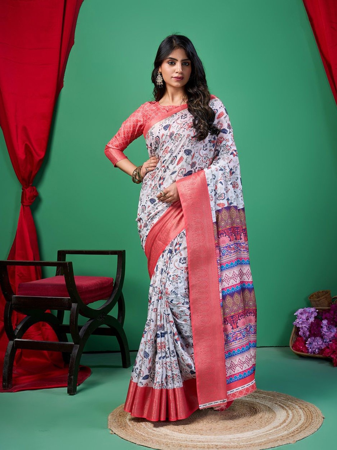 

Fashion FRICKS Women Ethnic Motifs Zari Silk Cotton Saree, White