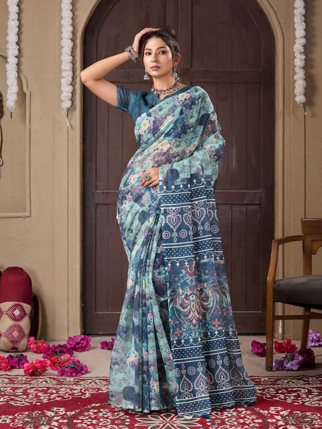 

Fashion FRICKS Ethnic Motifs Silk Cotton Saree, Blue