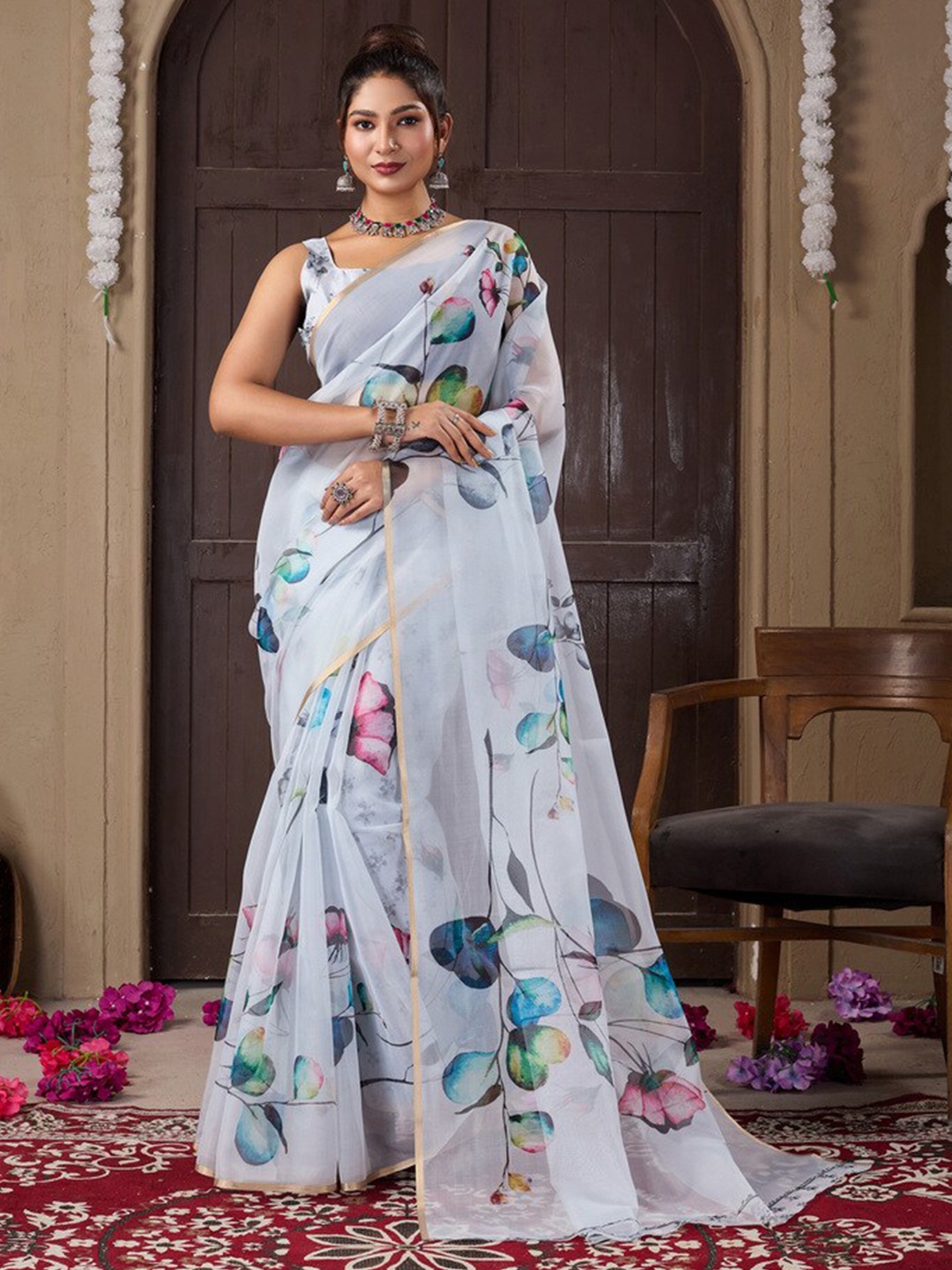 

Fashion FRICKS Floral Organza Saree, White