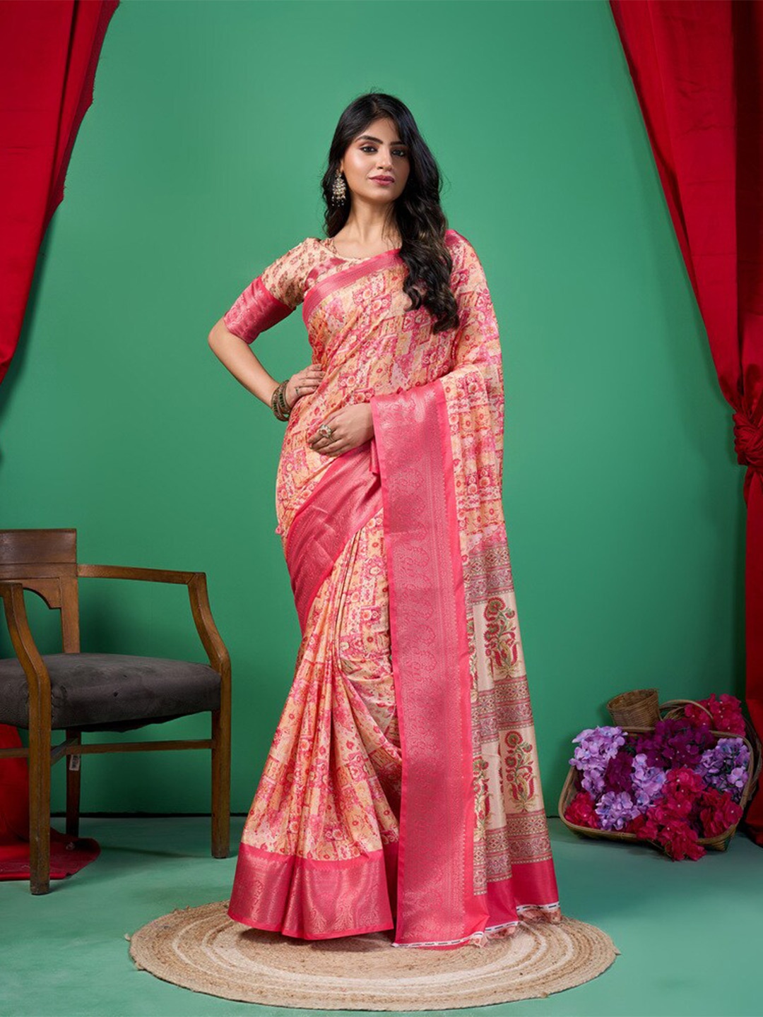 

Fashion FRICKS Floral Zari Silk Cotton Saree, Pink