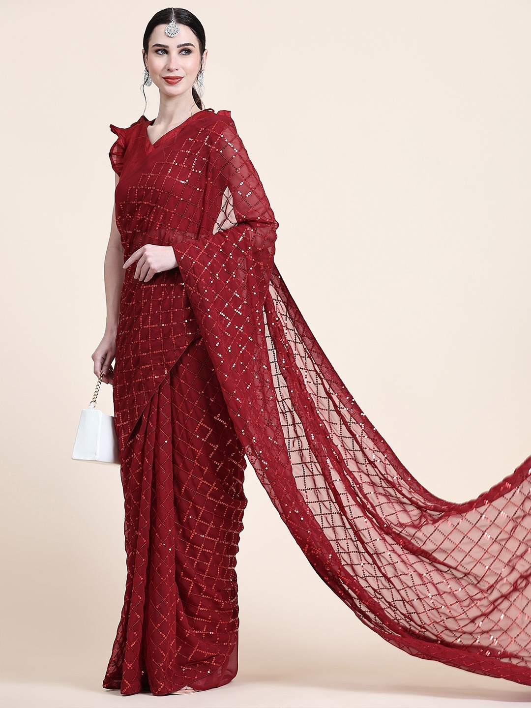 

KALINI Embellished Sequinned Pure Georgette Saree, Maroon