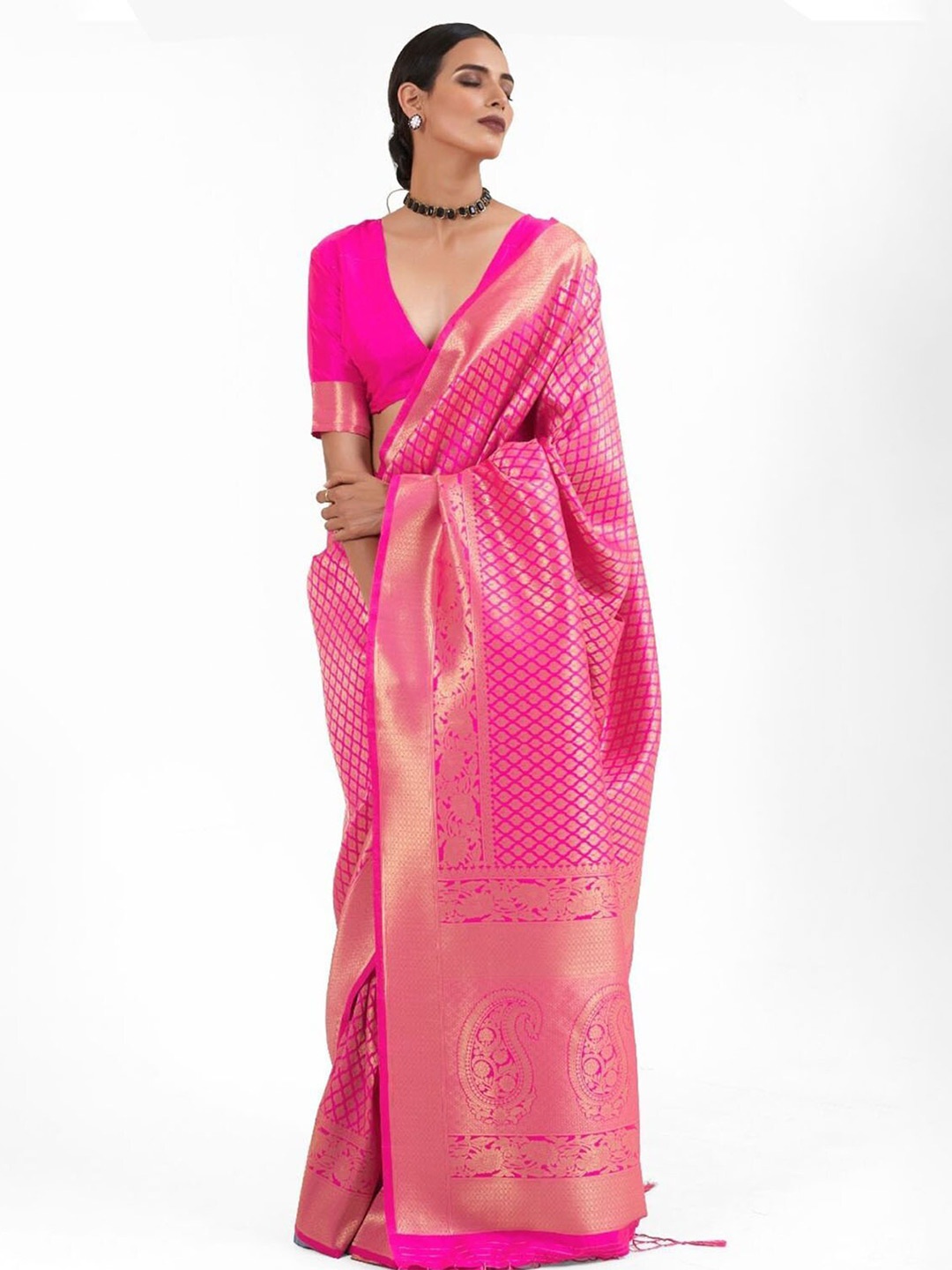 

DEVATITHI Woven Design Zari Silk Blend Kanjeevaram Saree, Pink