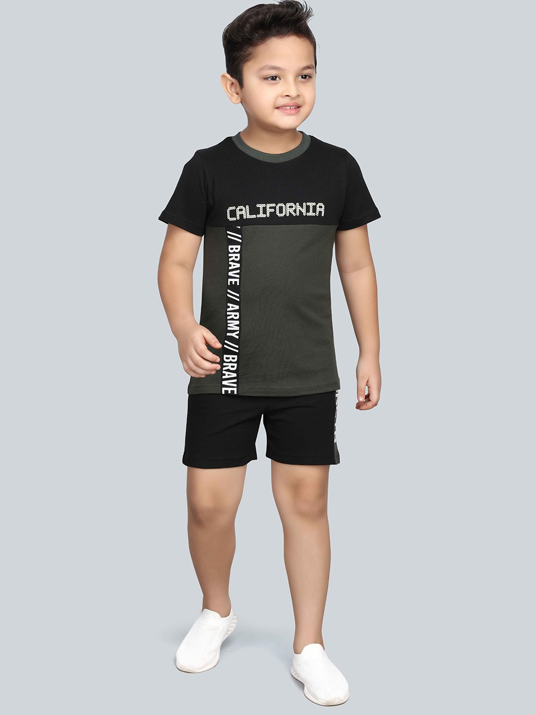 

3PIN Boys Typography Printed Pure Cotton T-shirt With Short, Black
