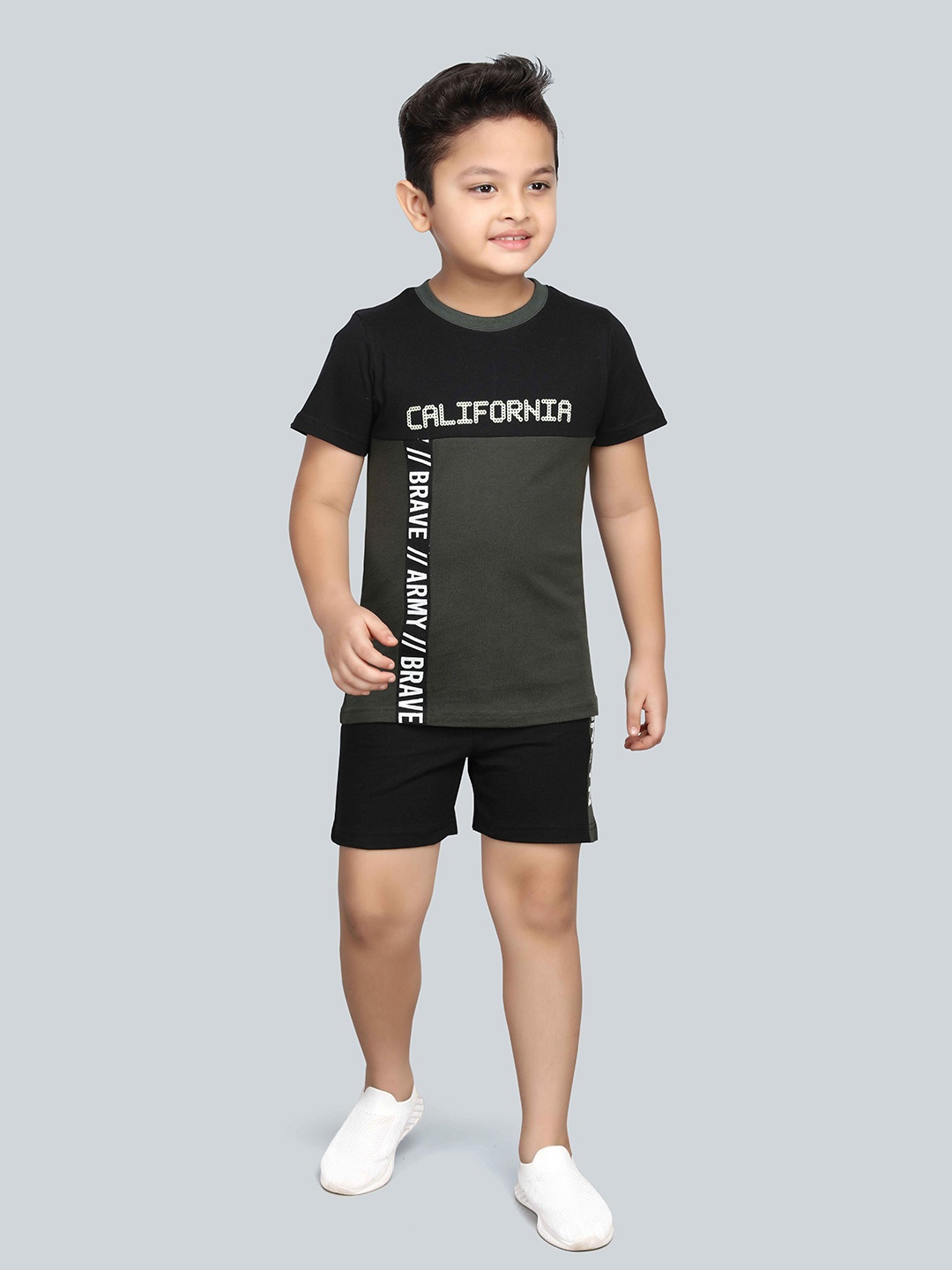 

3PIN Boys Typography Printed Pure Cotton T-shirt With Short, Black