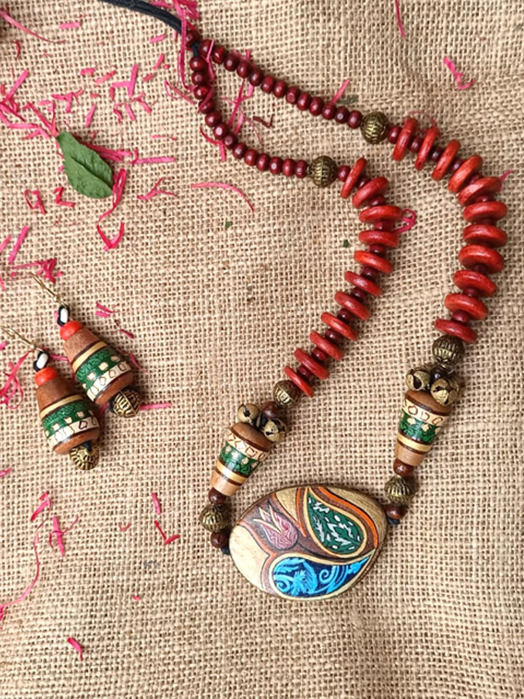 

VarEesha Beaded Wooden Pendant Jewellery Set, Brown