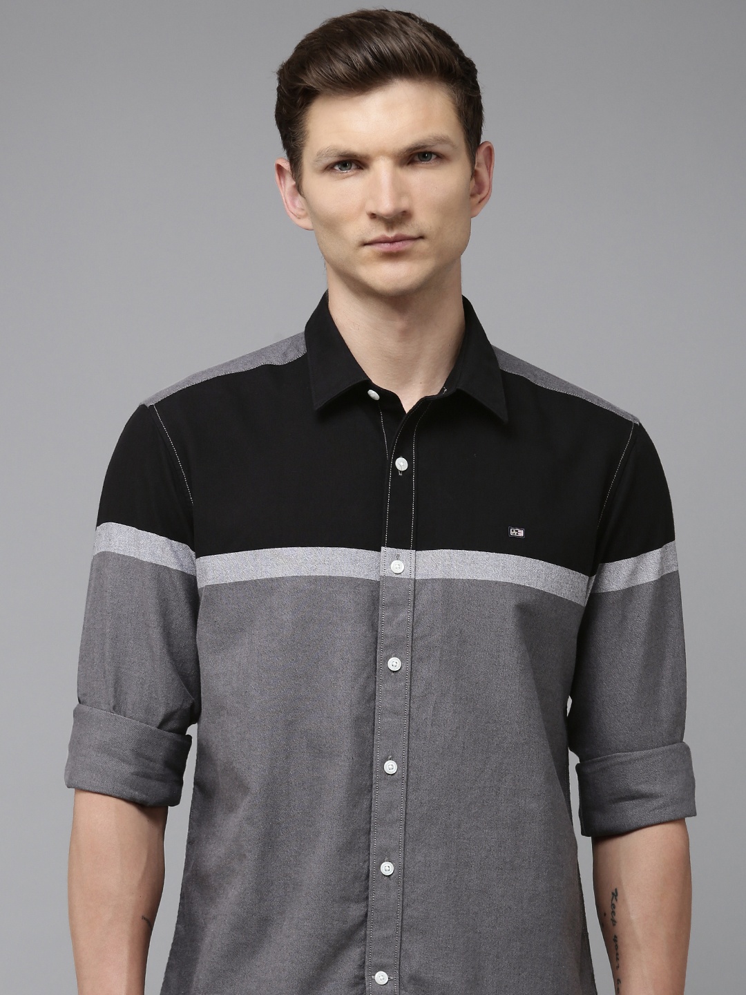 

Arrow Manhattan Slim Fit Opaque Colourblocked Pure Cotton Casual Shirt, Grey