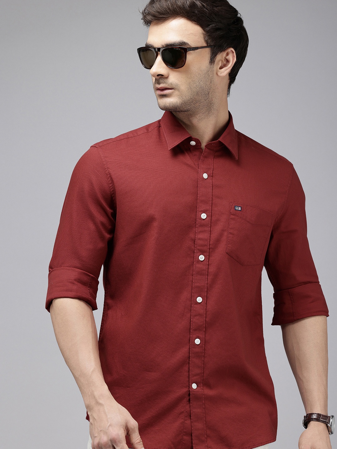 

Arrow Manhattan Slim Fit Textured Self Design Pure Cotton Casual Shirt, Rust