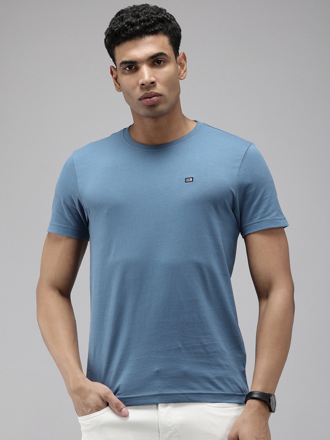 

Arrow Pure Cotton Solid Casual T-shirt, Blue