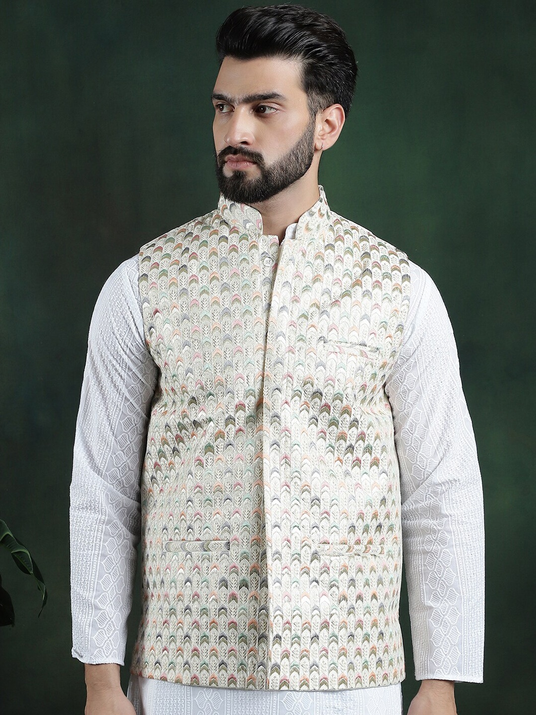

SOJANYA Men Embroidered Woven Nehru Jacket, Cream