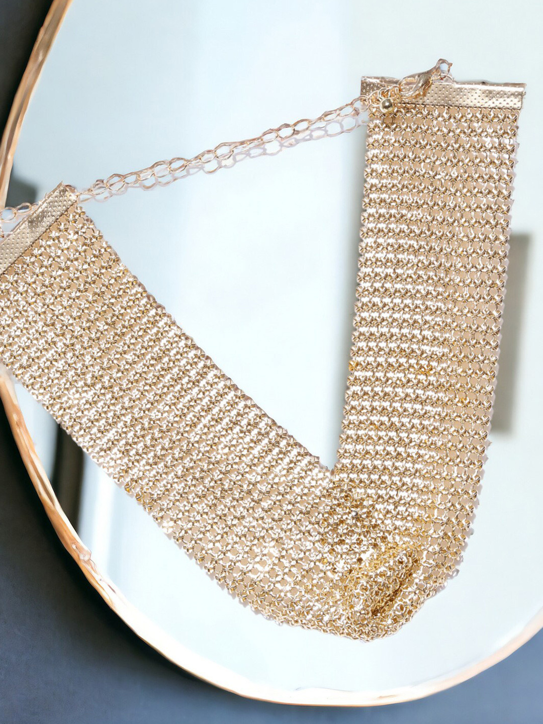 

OOMPH Gold Shimmer Choker Lobster Closure Necklace