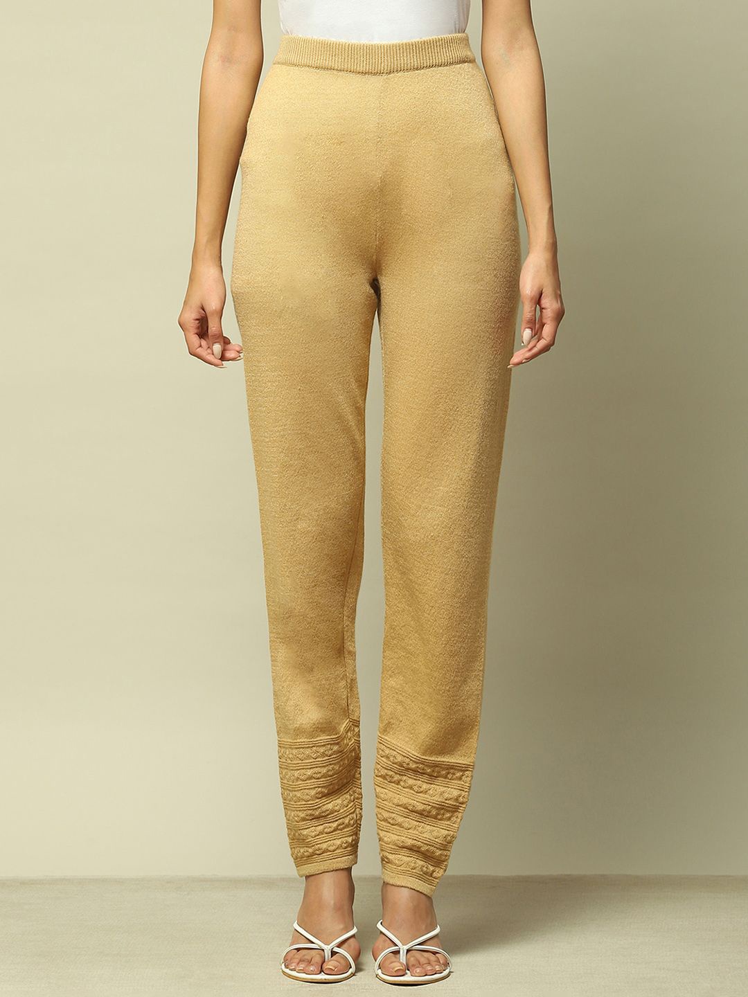 

Rangriti Women Ankle-Length Leggings, Beige
