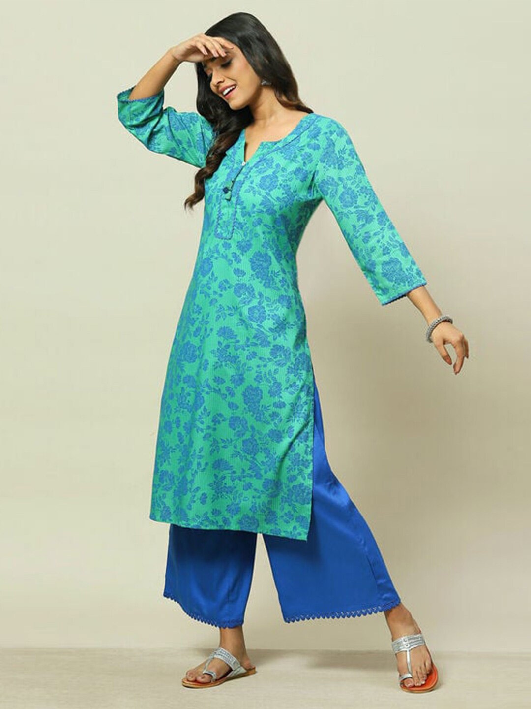 

Rangriti Women Solid Flared Ethnic Palazzos, Navy blue